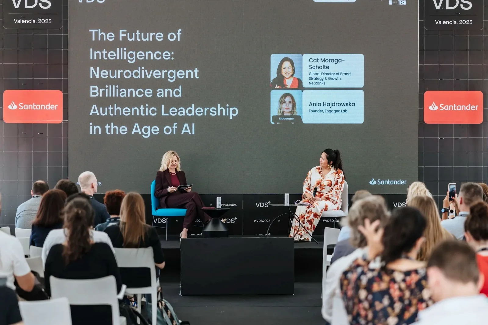 Ania Hajdrowska moderating a panel on stage at VDS Valencia